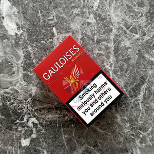 Gauloises Blondes Red