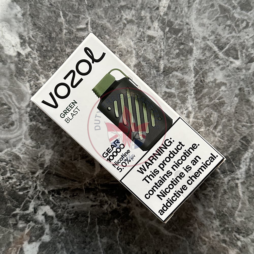 Vozol Gear 10000 Green Blast 1 Vozol Gear 10000 Green Blast